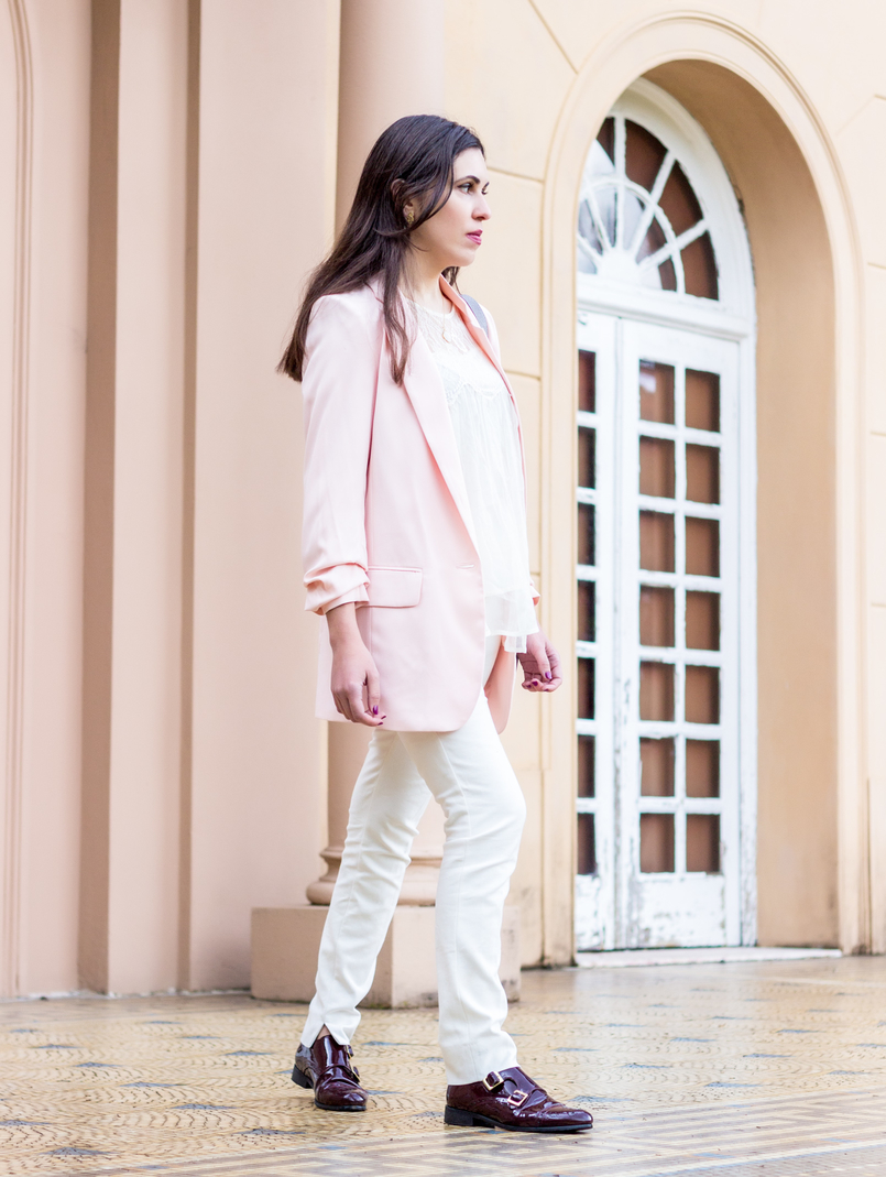 Le Fashionaire Are nudes the new black? fashion inspiration nude mango lace oversized blouse white zara trousers burgundy monk shoes leather buckles eureka oversized pale pink hm blazer 0819 EN 805x1069